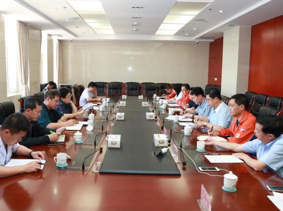 东营市国税局领导莅临万达集团财务公司指导工作