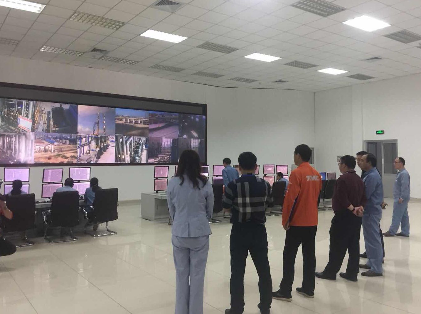 深证正前方金融公司到集团公司座谈调研