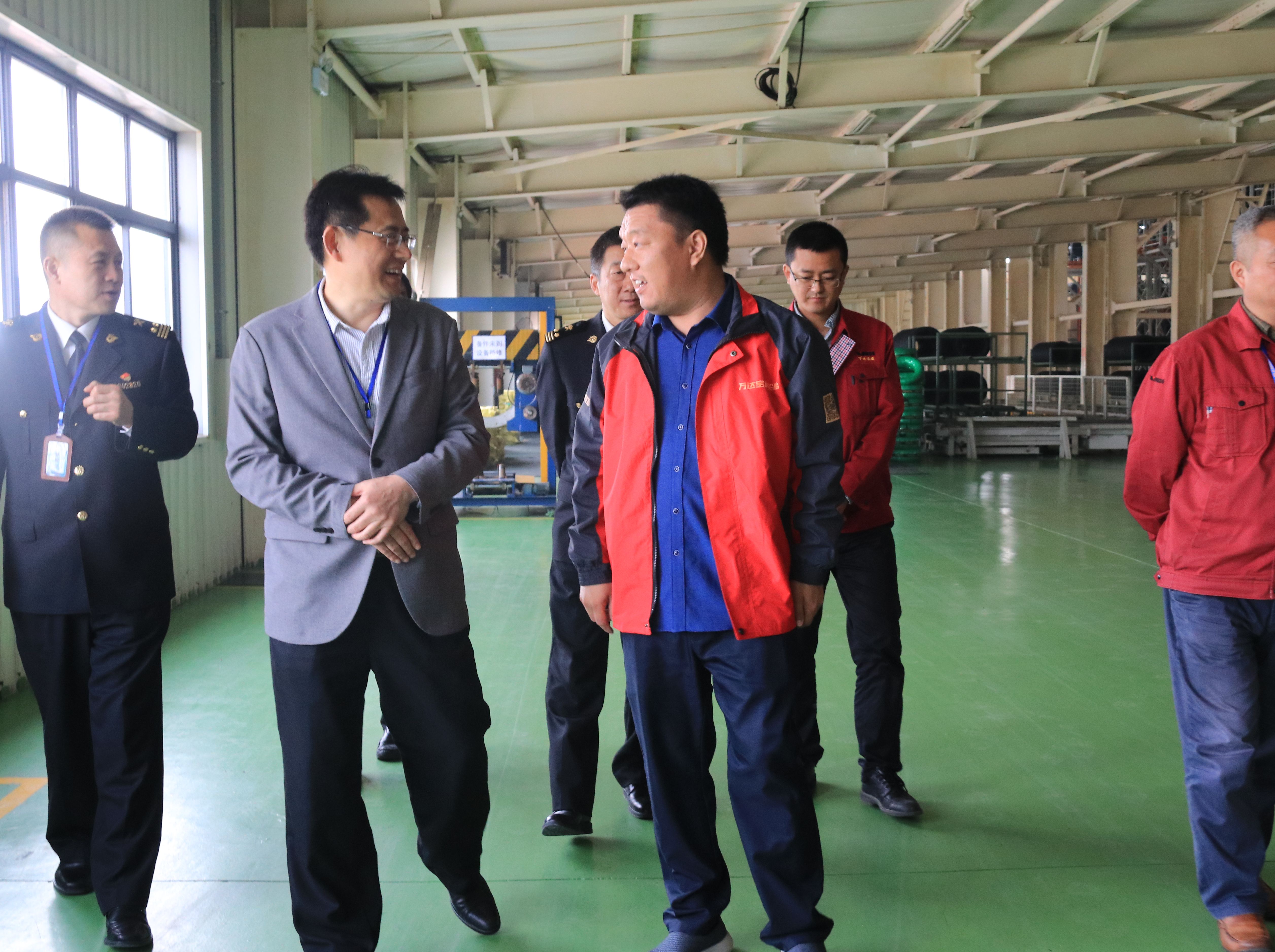 东营海关副关长郭云涛一行莅临万达橡胶集团调研