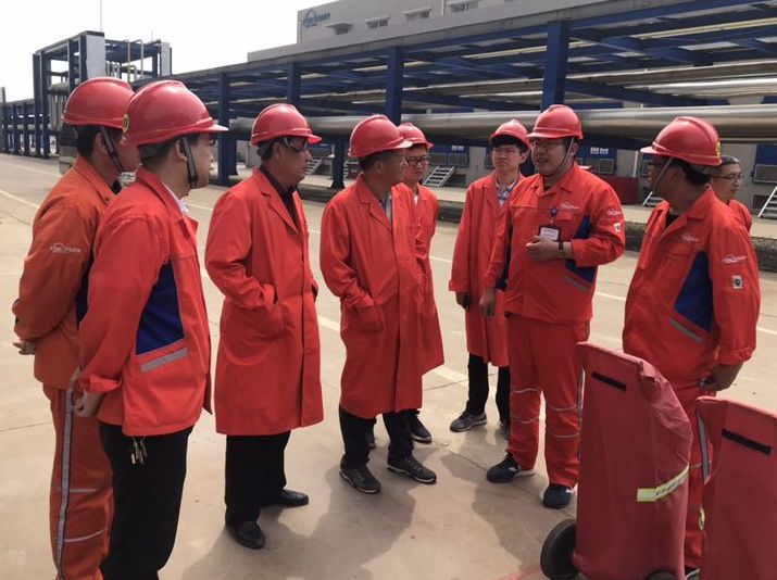 山东省生态环境厅领导莅临石化集团开展危废专项检查工作