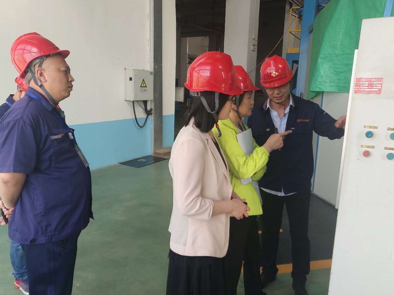 万达海缆公司顺利通过质量管理体系年审