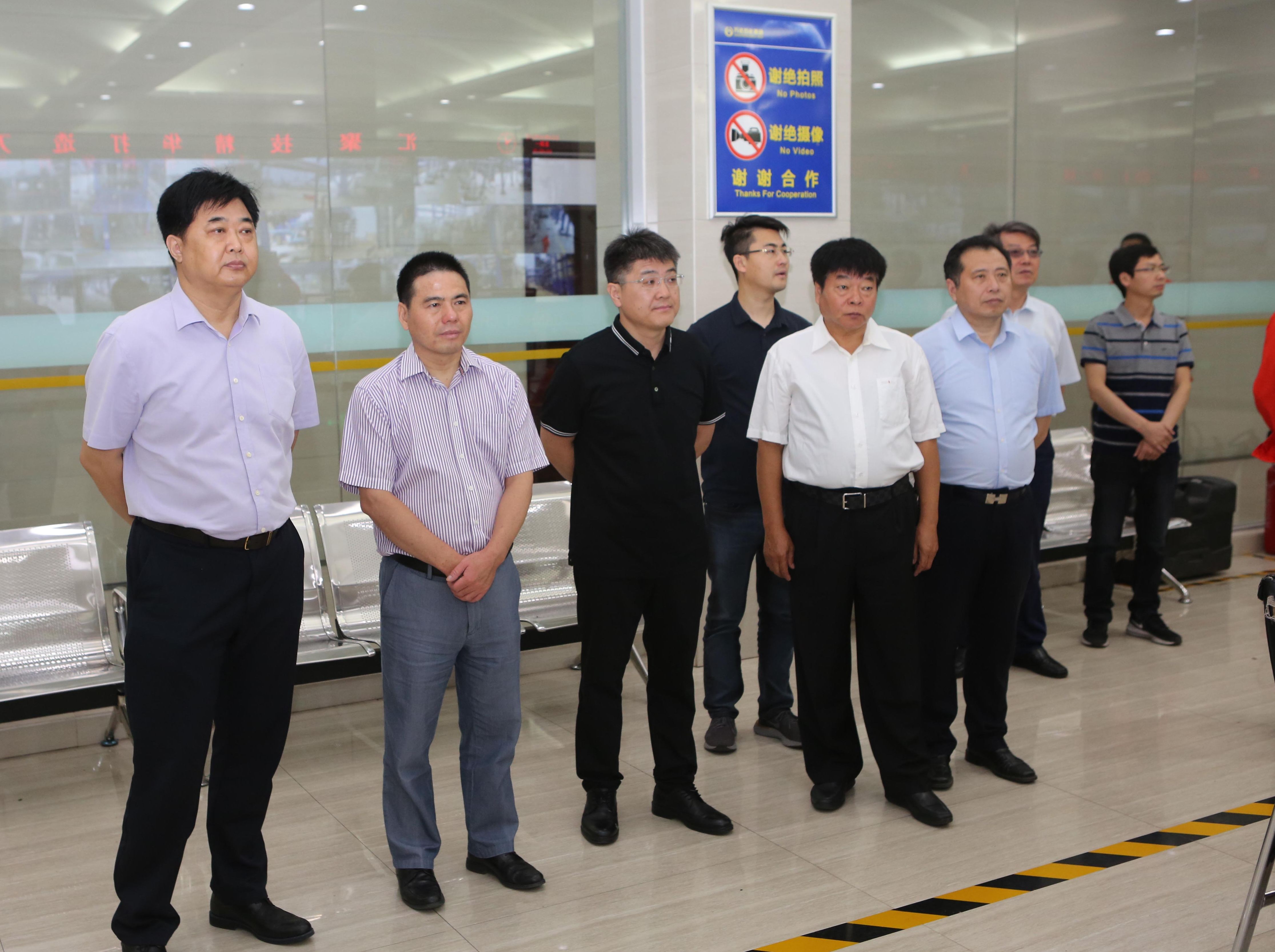 远东控股集团董事局主席蒋锡培一行莅临万达集团参观考察