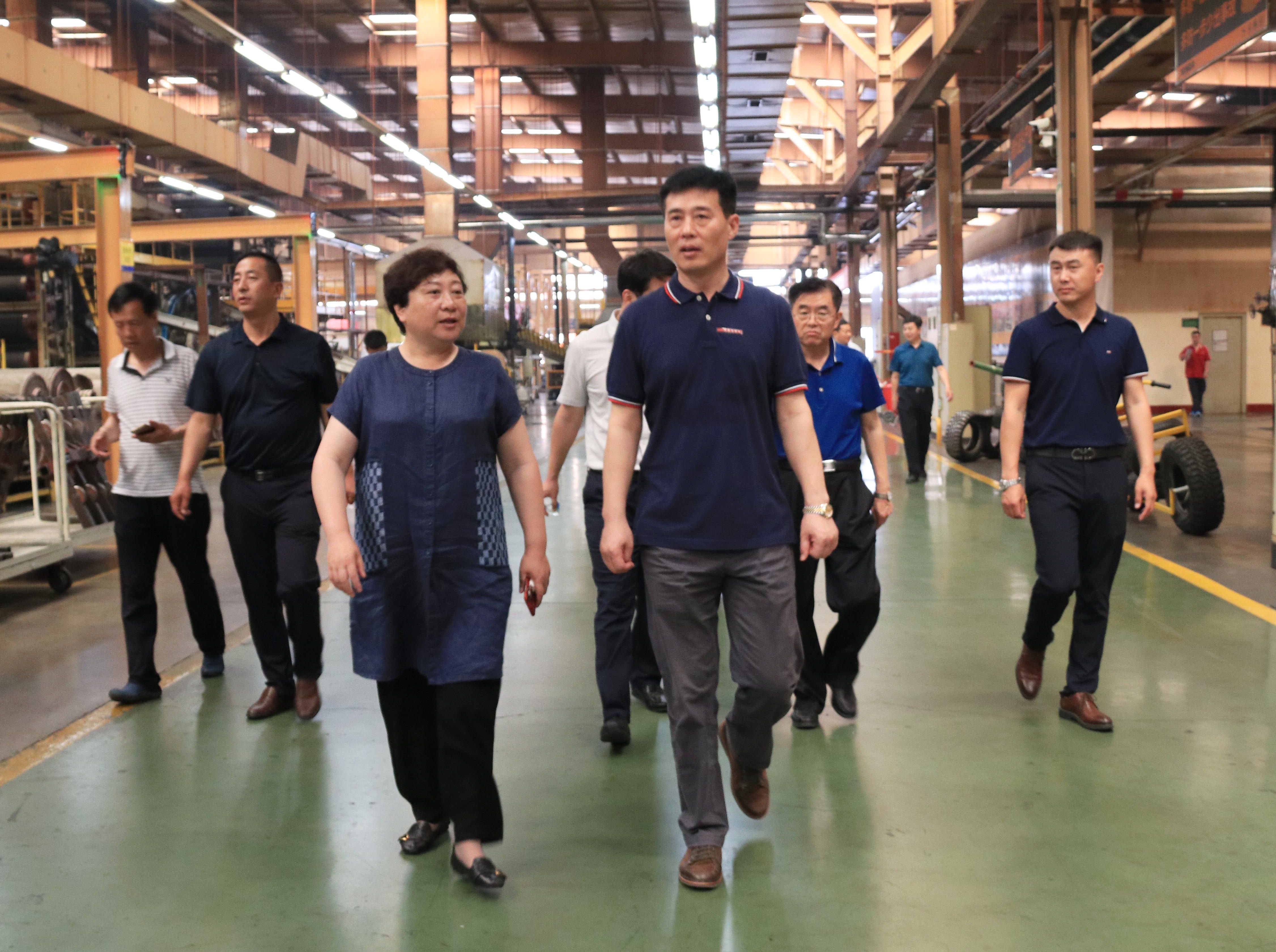 甘肃省白银市景泰县政府考察团莅临万达集团参观考察