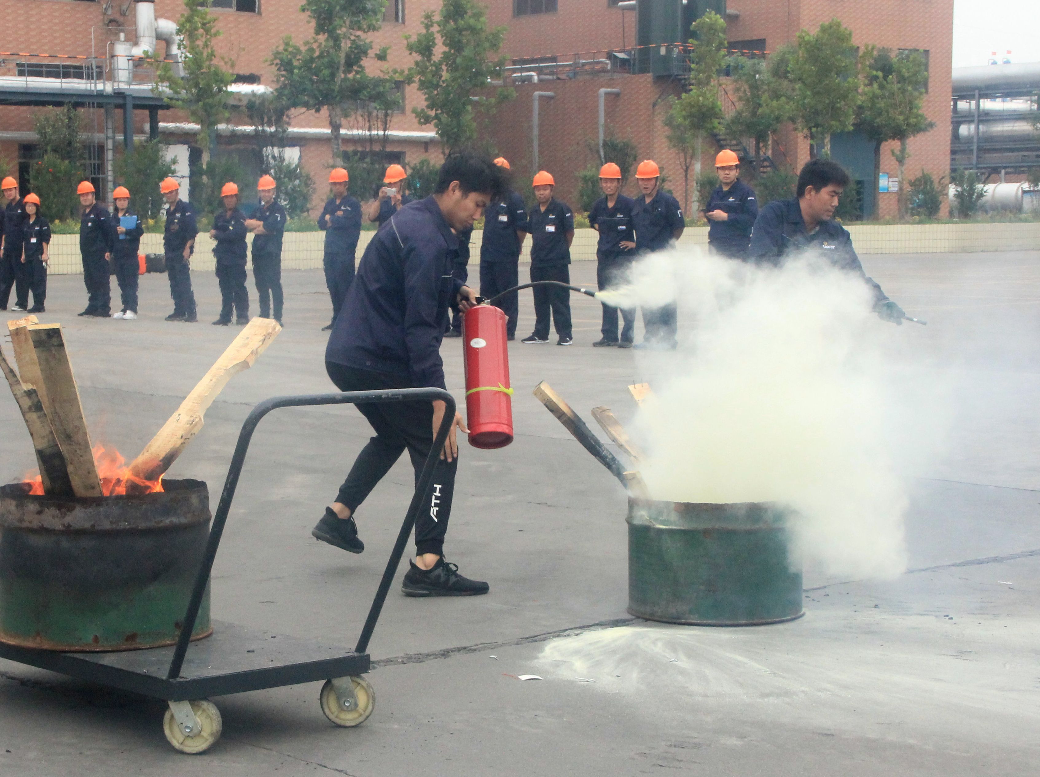 耐斯特开展消防安全综合技能提升系列活动