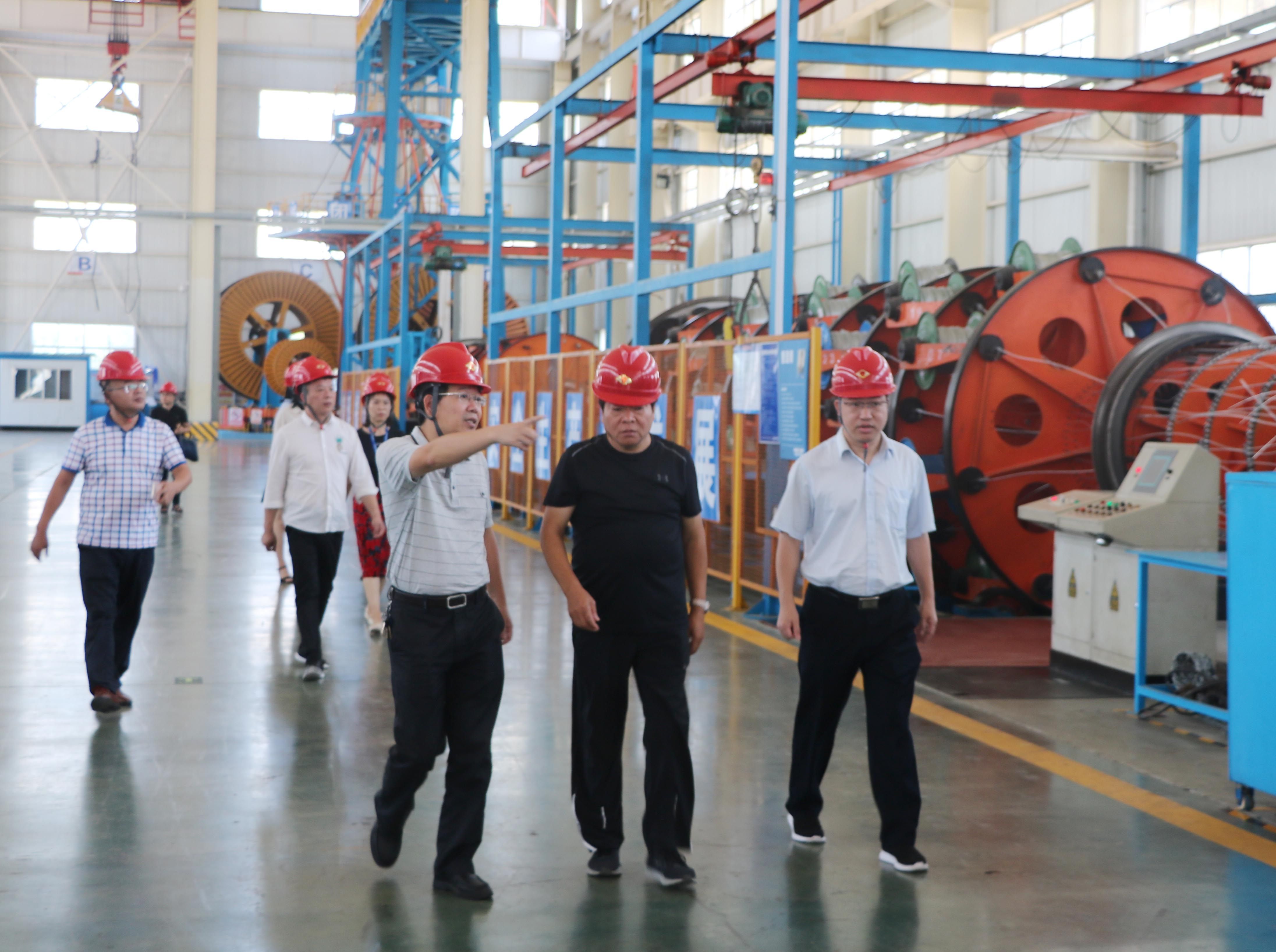 莆田市秀屿区政府副区长余贤顺一行莅临万达集团调研考察