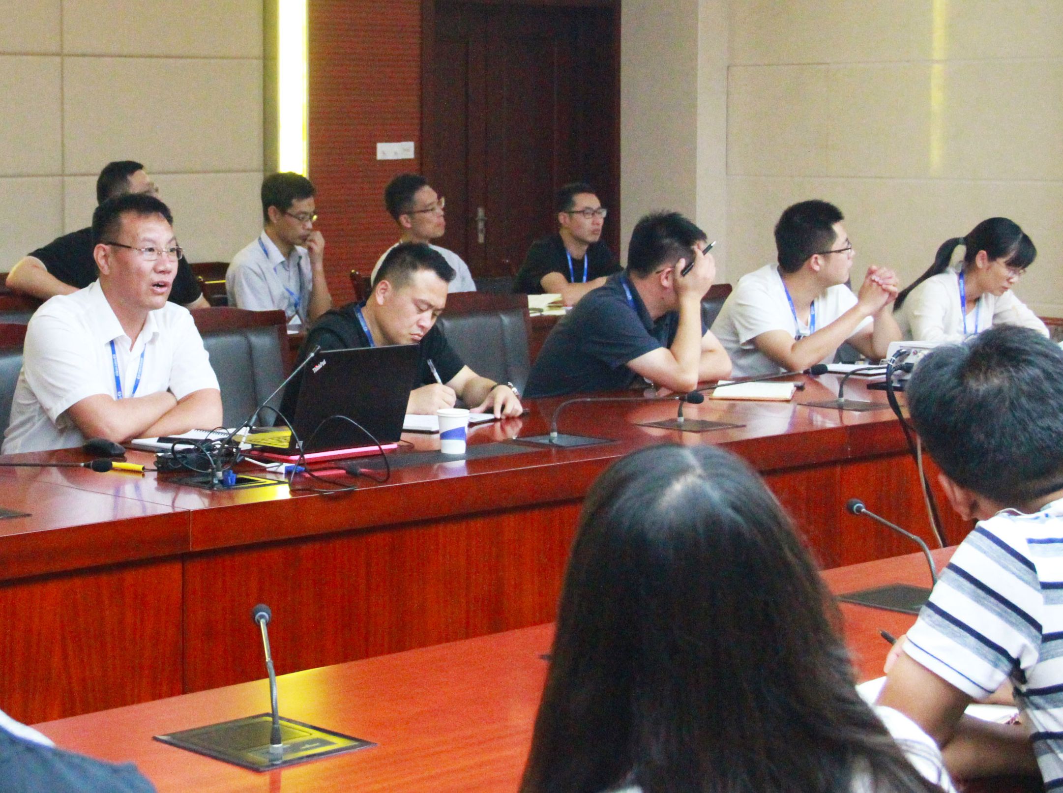 持续学习  激发内力 地产集团开展工程师走进商学院讲课活动