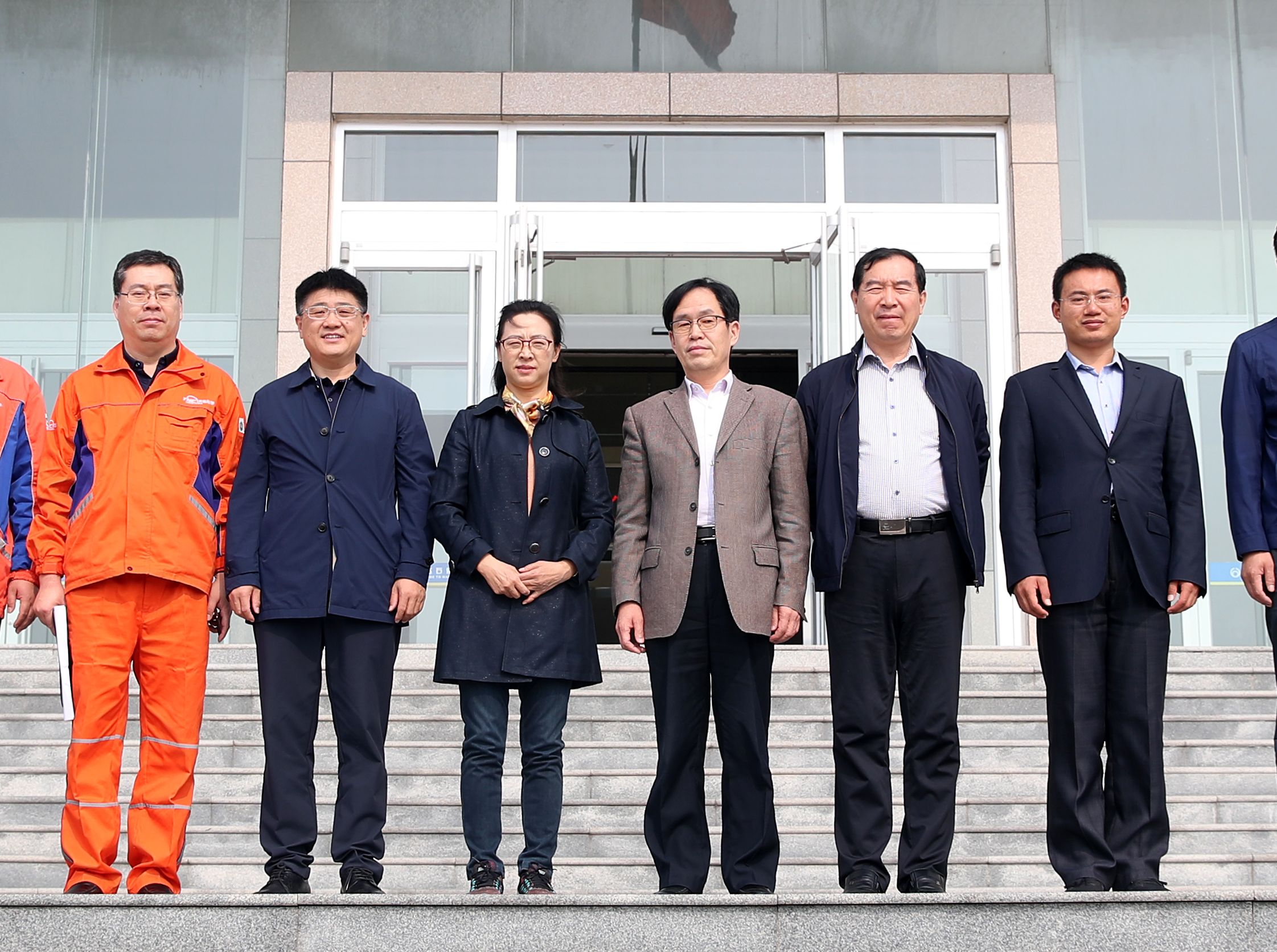 省工信厅调研组莅临万达石化集团调研指导工作