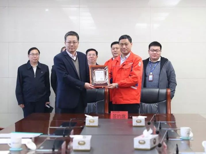 万达集团天弘公司被授予&ldquo;中国国际化工展览会最具影响力石化炼化企业&rdquo;