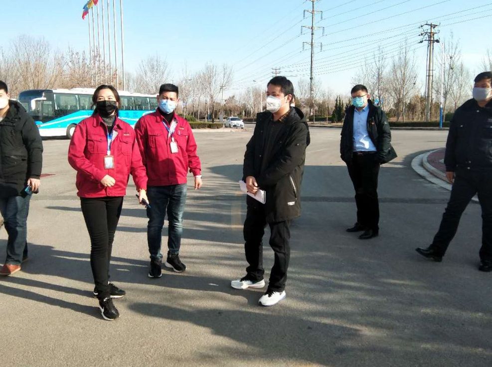 垦利区疫情督查组到万达宝通轮胎督导疫情防控工作