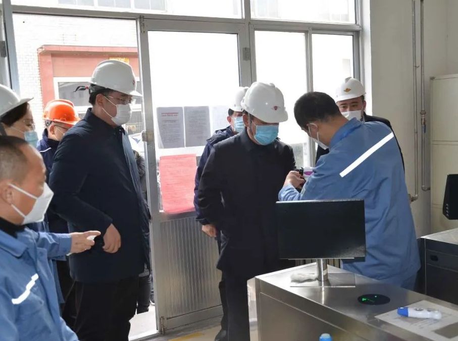 垦利区疫情防控督导小组到万达化工公司督导疫情防控及安全生产工作