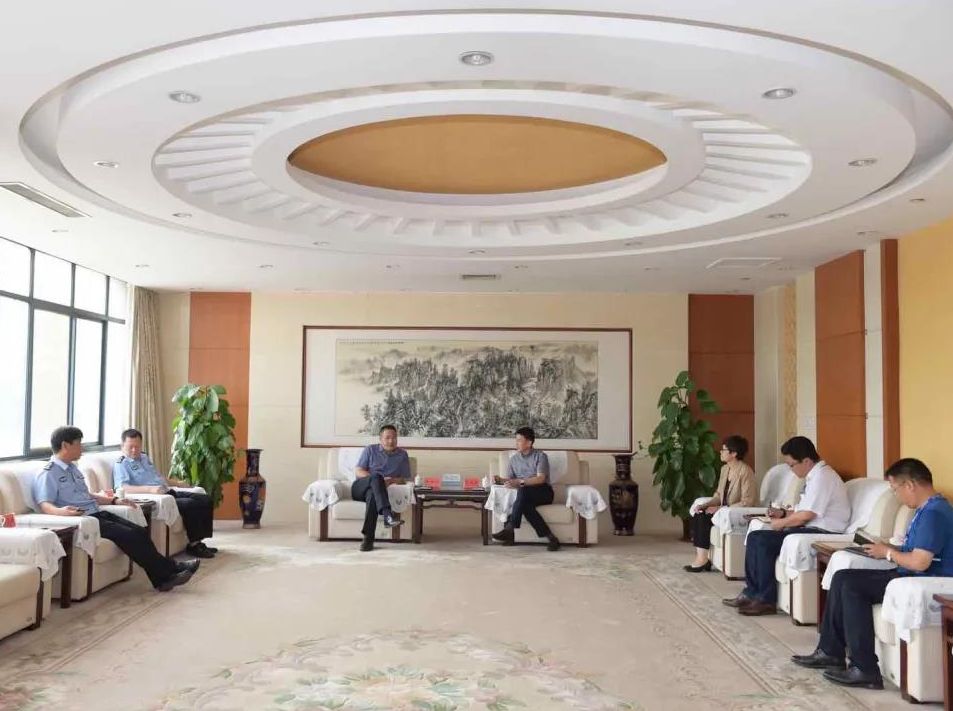 垦利区副区长，垦利区公安局党委书记、局长王国杰一行莅临万达集团调研座谈