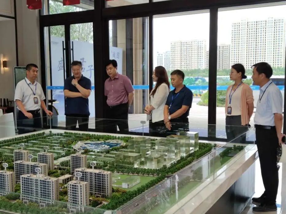 万达集团党委书记、董事局主席尚吉永到微电子公司与万达蘭园项目视察指导工作