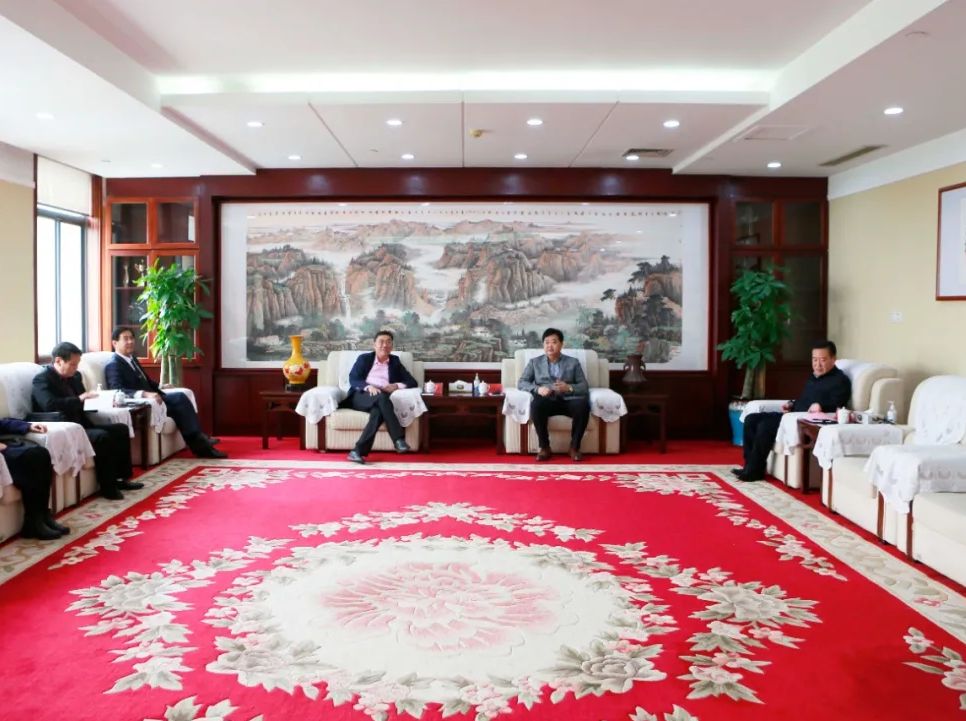 万达集团党委书记、董事局主席尚吉永会见山东发明协会领导一行