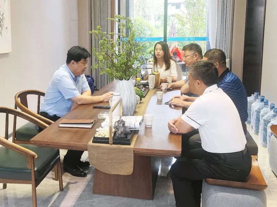 万达集团党委书记、董事局主席尚吉永到微电子公司与万达蘭园项目视察指导工作