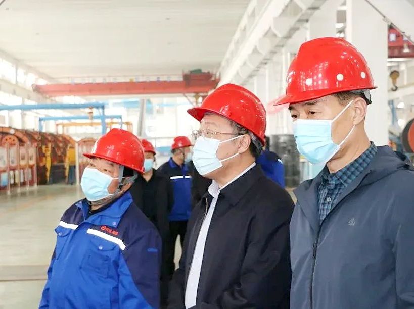 东营市政协副主席、党组副书记、市总工会主席韩利学一行莅临万达海缆调研